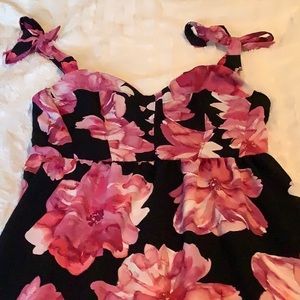 Sofía Vergara summer dress